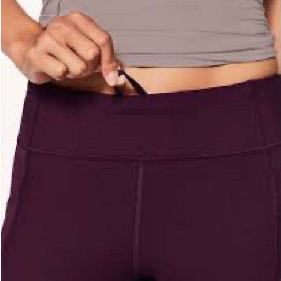 NWOT Lululemon leggings. - Picture 5 of 5